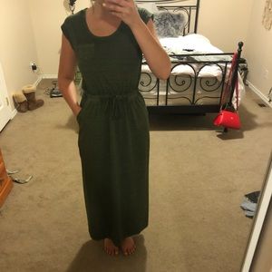 Maxi dress with slits